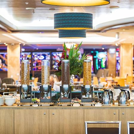 Mercure Canberra Belconnen Bagian luar foto