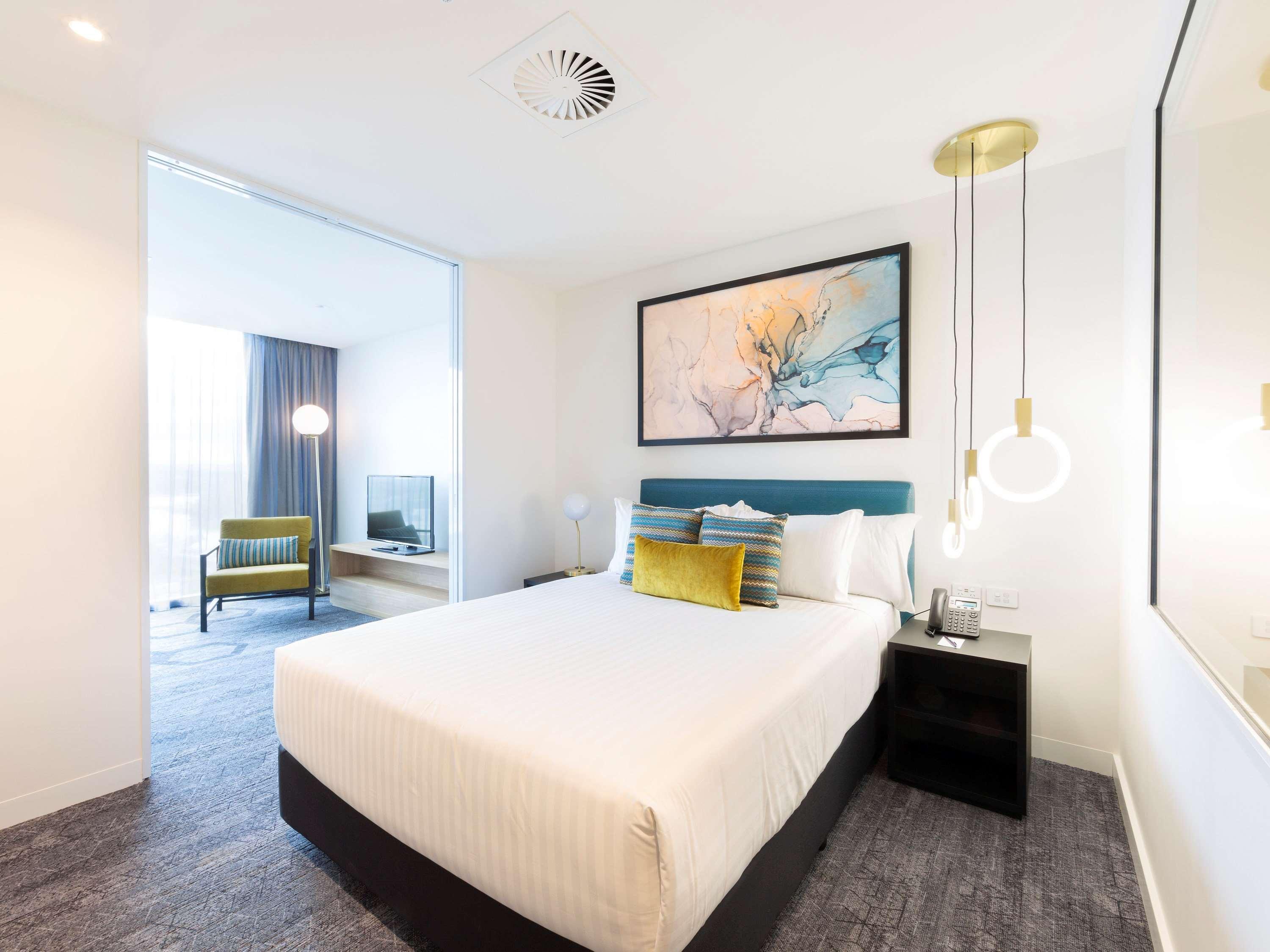Mercure Canberra Belconnen Bagian luar foto